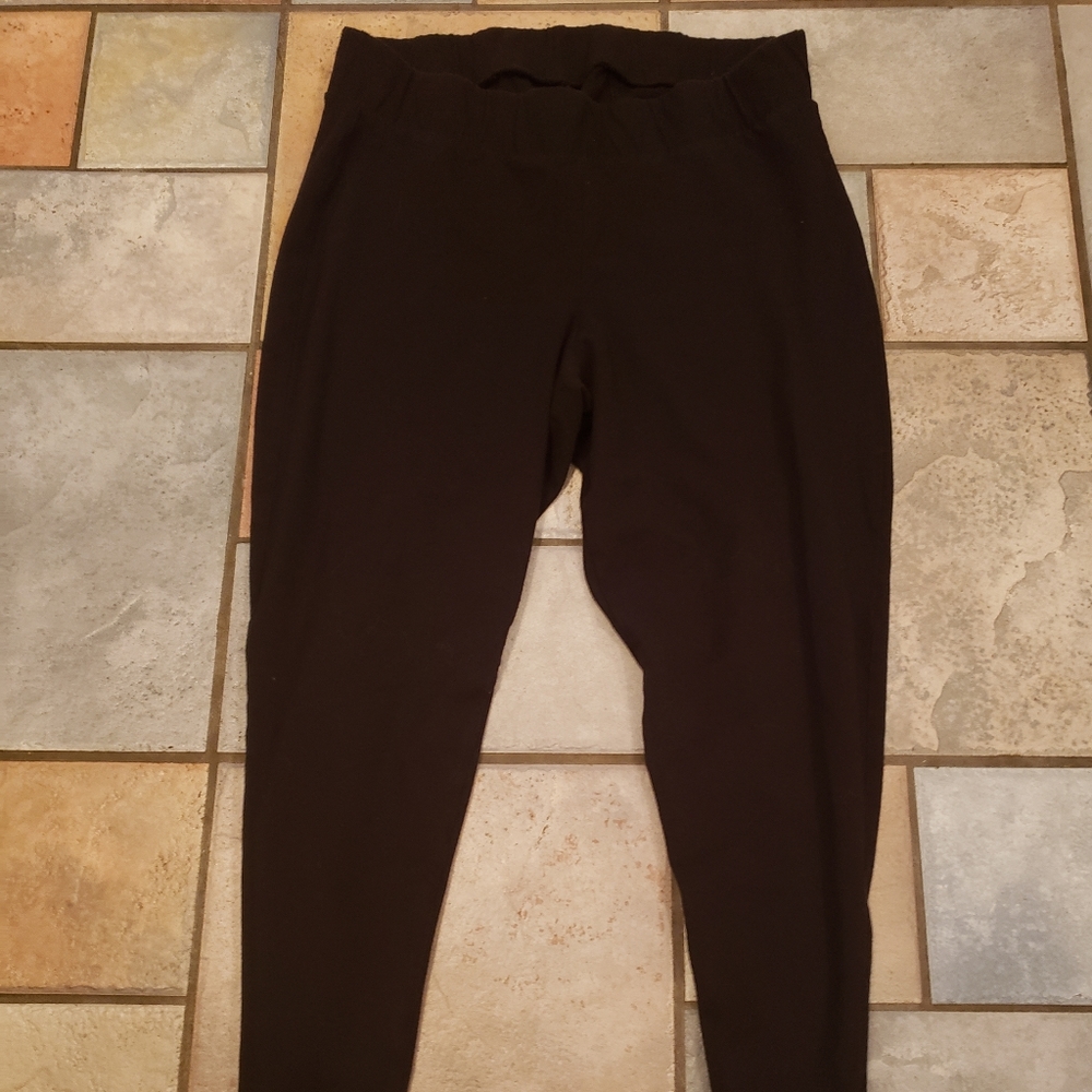 Plaid black leggings ( SOLD )